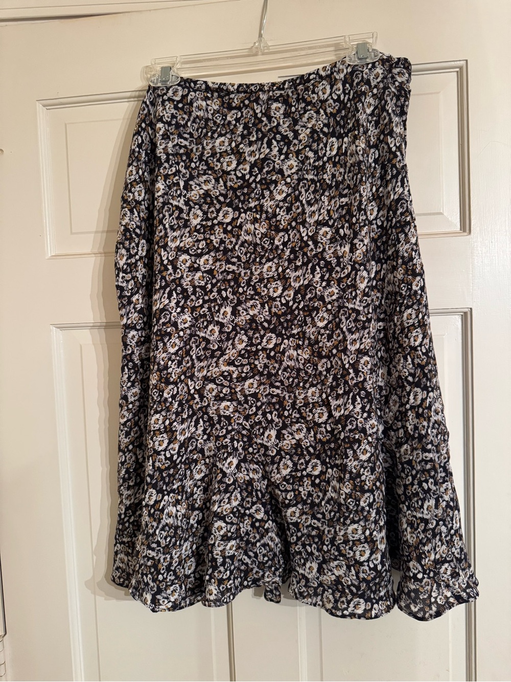 Jones New York Black and White Floral A-Line Skirt